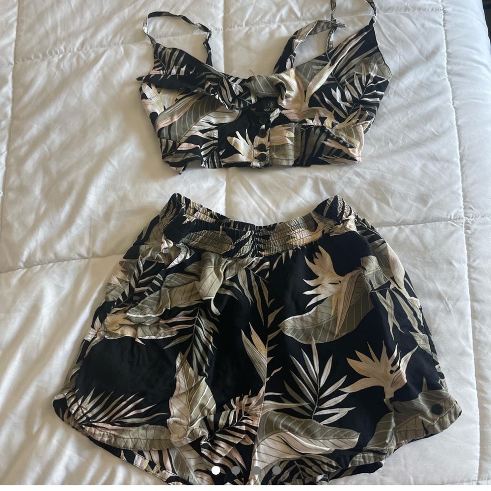 Tropical print short set